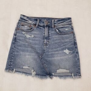 American Eagle Curvy Hi-rise Denim Distressed Mini Skirt